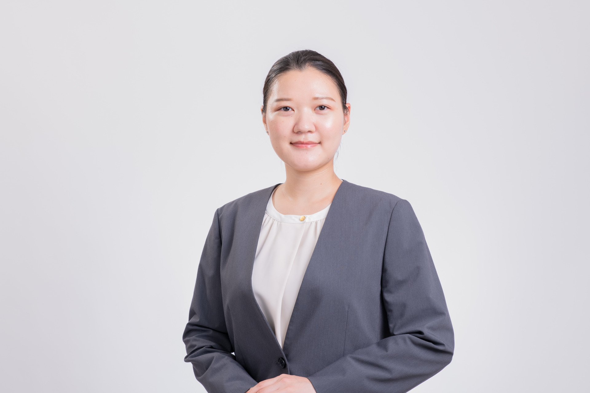 高須 理佐